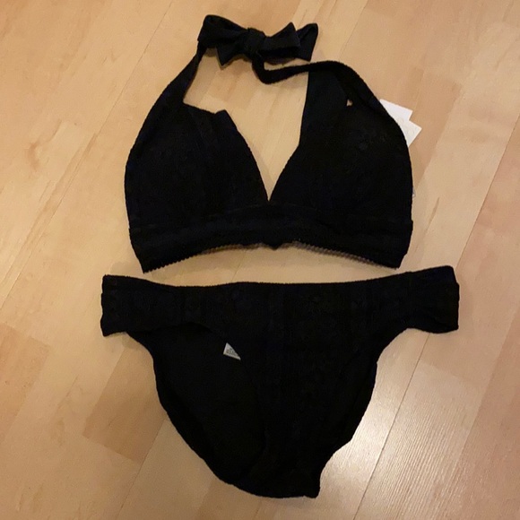 Jessica Simpson Women's Crochet Halter Bikini Set